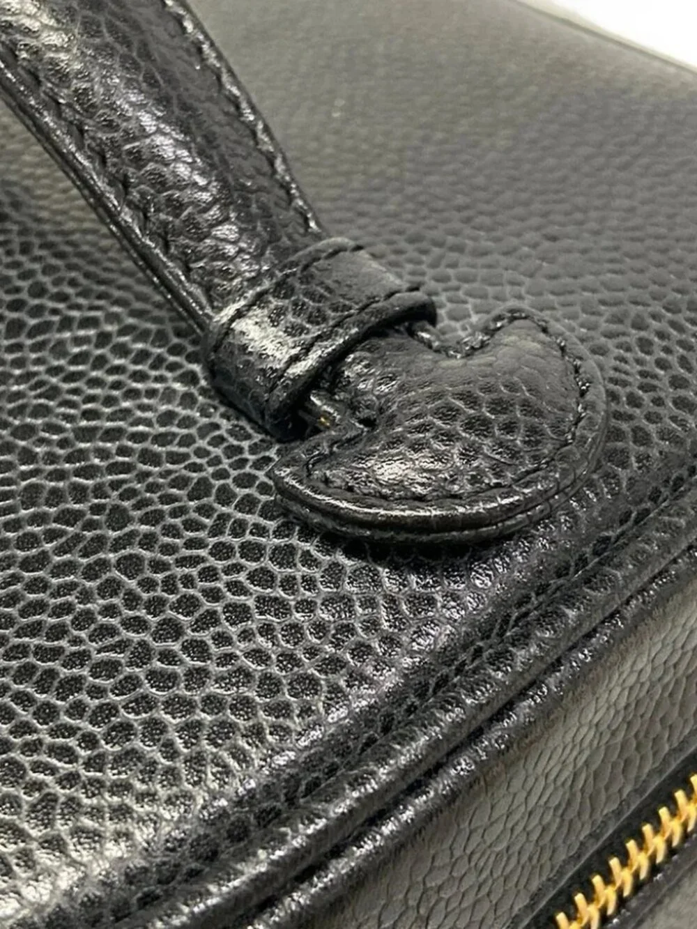 CHANEL A01998/X01503/94305 Black Calfskin Vanity Bag Gold hardware